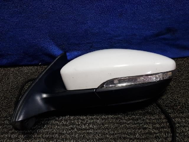 2013 Volkswagen Jetta Left White Side Mirror
