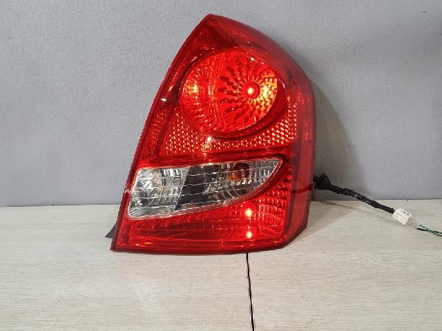 2010 Hyundai Accent Verna Transform Rear,Right TailLight 92402 1E500