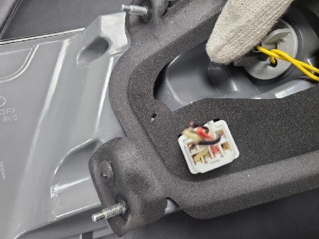2014 Hyundai Azera Grandeur HG Rear,Right TailLight 92404 3V01