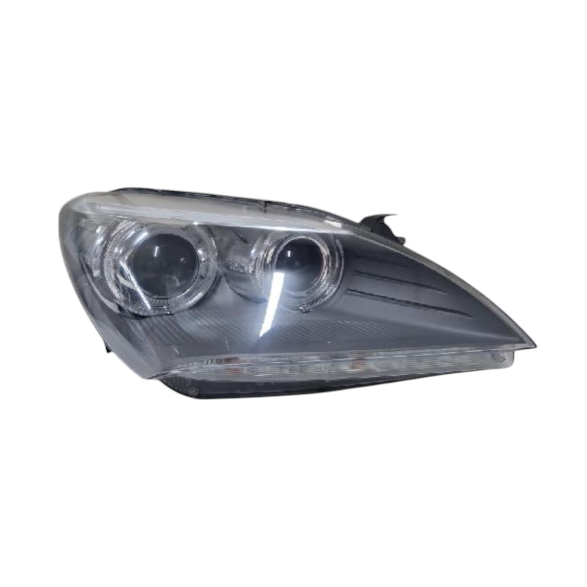 BMW 6 Series F06,F12,F13 Xenon Headlight RIGHT USED GENUINE 7272012