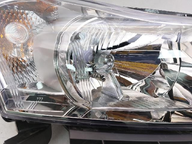 2014 Chevrolet Cruze Cruise Right Headlight