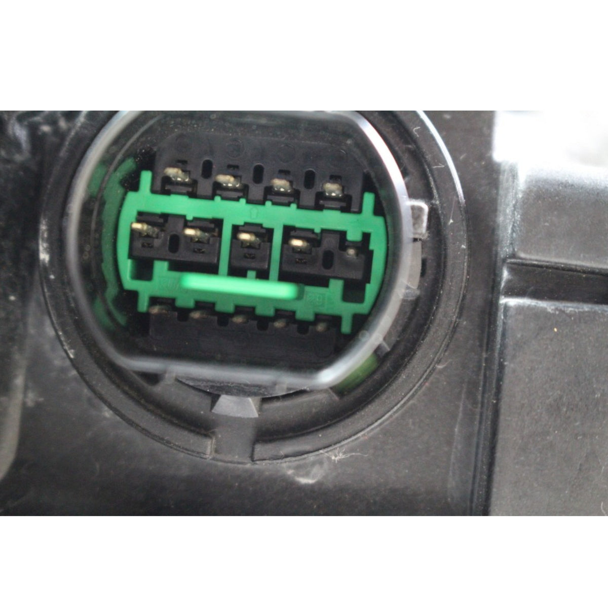 Genesis The new G70 IK PE FL Full LED RIGHT USED GENUINE 92102 G9600