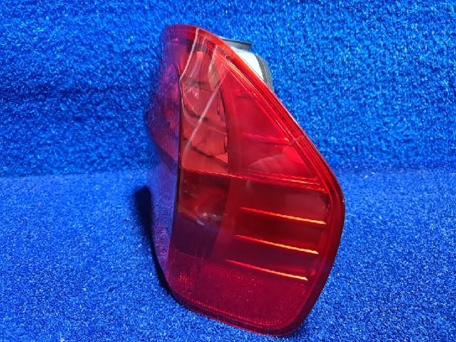 2011 BMW 320d Rear,Right TailLight 7289426