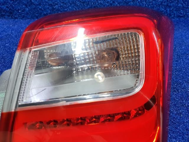 2012 Hyundai Elantra GT i30 GD Rear,Right TailLight 92402 A5100