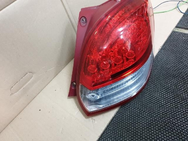 2013 Hyundai Veloster Rear,Right LED TailLight 92401 -2V120