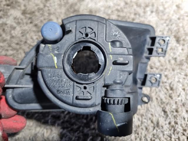2010 BMW 520d Right Fog Light 7216886 01