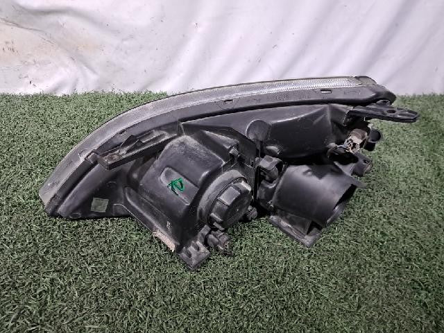2010 KIA Cedona Grand Carnival Right Headlight 921024DXXX