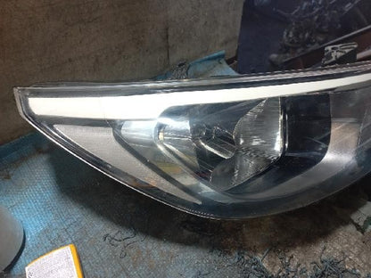 2016 Hyundai Accent RB Right Headlight