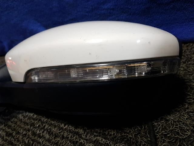 2013 Volkswagen Jetta Left White Side Mirror