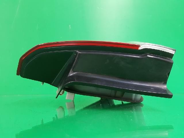 2010 Chevrolet Veritas Luxury Rear,Right TailLight