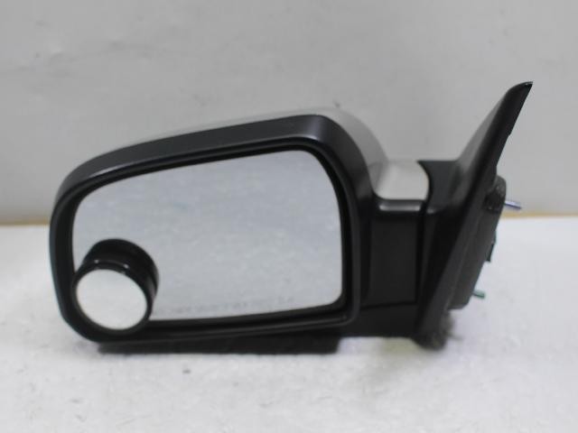 2010 Hyundai Tuscon Tucson Left Silver Side Mirror 87610 2E370