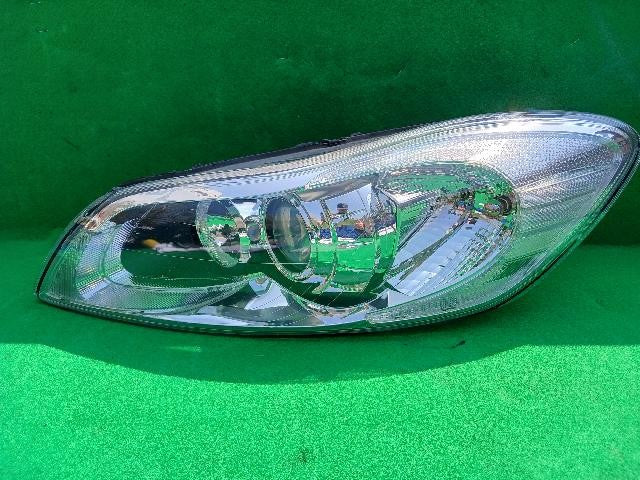 2011 Volvo C30 Left Xenon Headlight 31299826