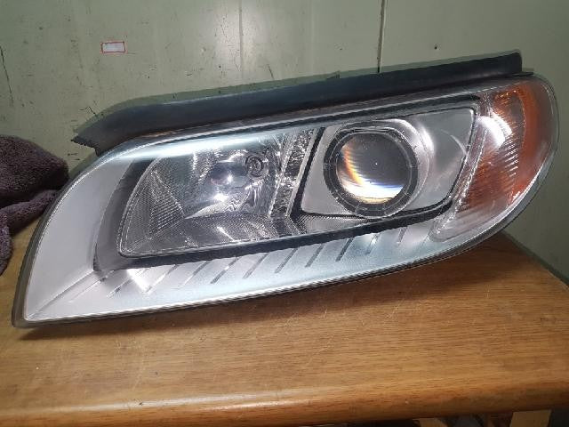 2011 Volvo 850 Left Xenon Headlight 31214347