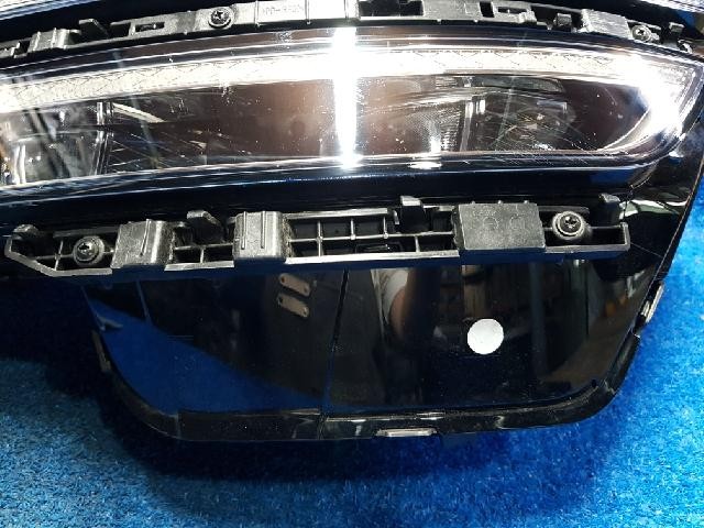2020 Genesis Genesis G80 3rd Left LED Headlight 92101T1000