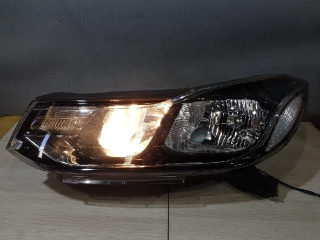 2017 Chevrolet The New Trax Left Halogen Headlight