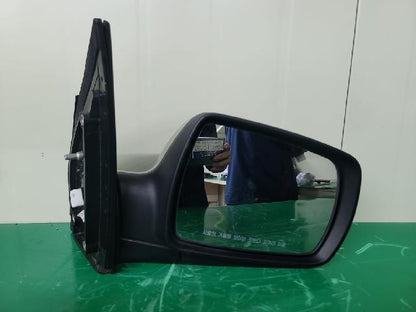 2010 KIA Cedona Grand Carnival Right Silver Side Mirror 87620 4D9016C