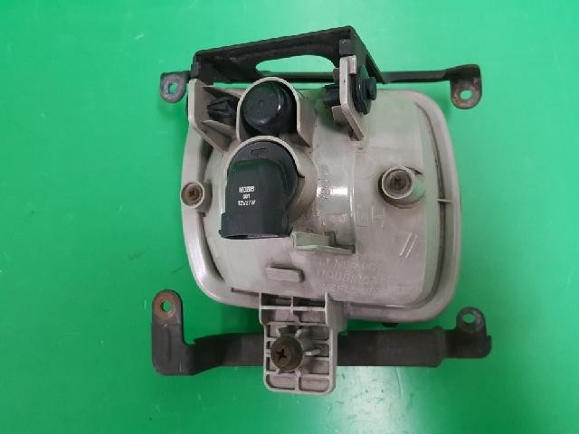 2007 KIA Rio New Pride Left Fog Light 922011G000