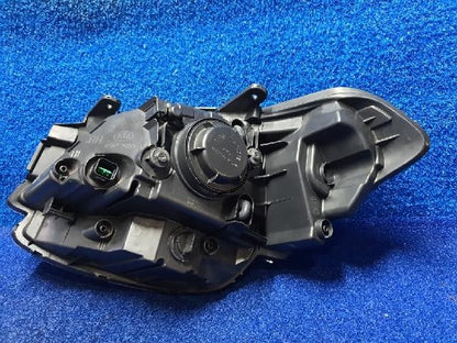 2010 KIA Soul Right Headlight 921022K