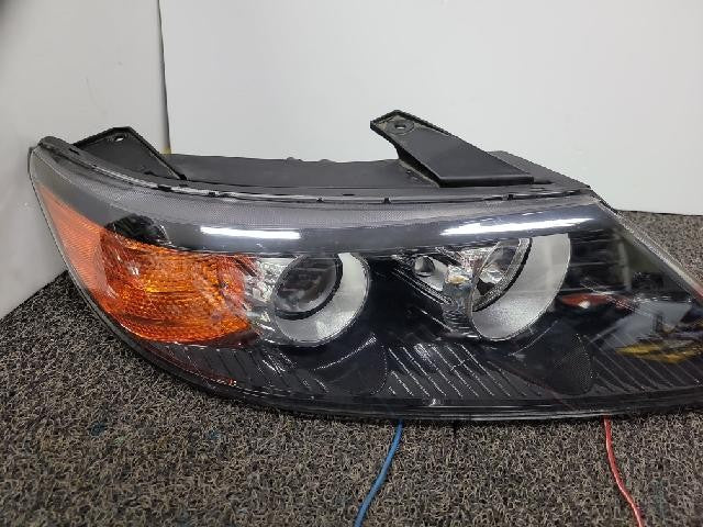 2011 KIA Sorento R Right Xenon Headlight 92102 2P100