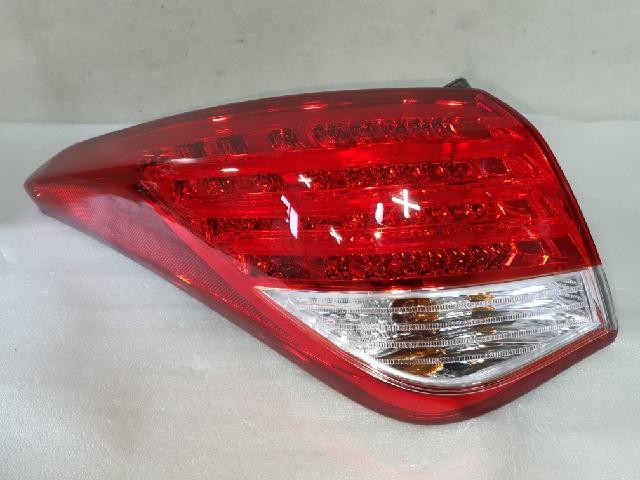 2012 Hyundai i40 saloon Rear,Left LED TailLight 92401 3Z300
