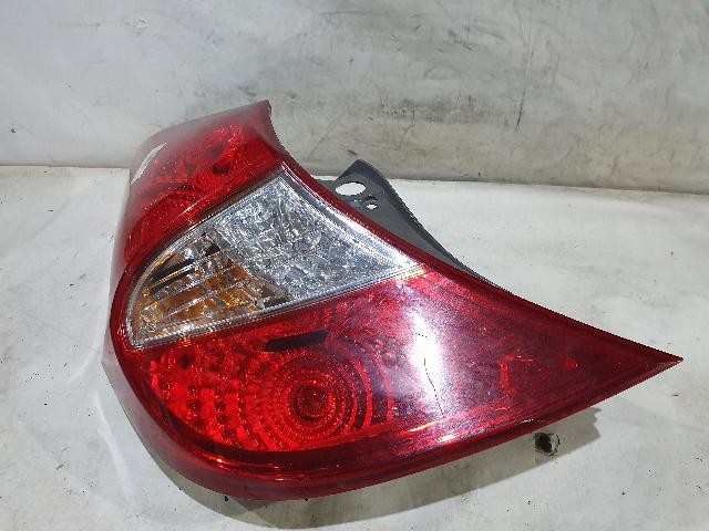 2012 Hyundai Accent Premier Rear,Left TailLight 92401 1R200