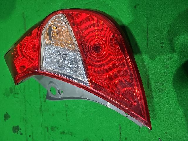 2011 Hyundai Accent Rear,Right Halogen TailLight 92402 1R200