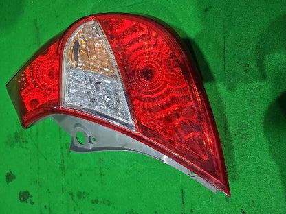 2011 Hyundai Accent Rear,Right Halogen TailLight 92402 1R200