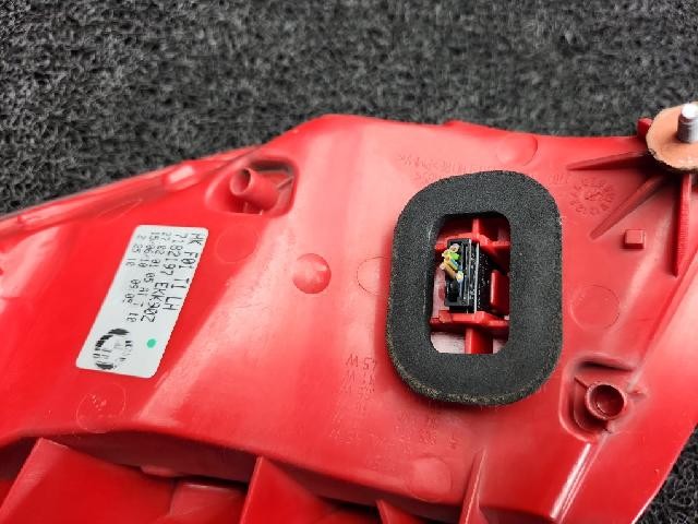 2010 BMW 740i Rear,Left TailLight