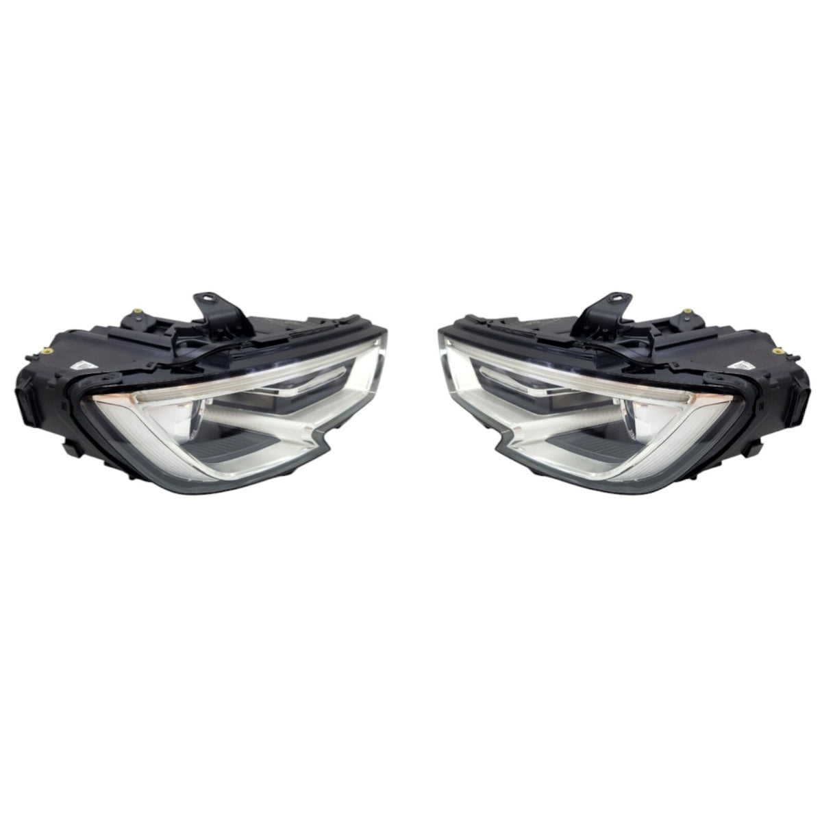 Audi A3  8V 3rd generation FL Matrix LED PAIR USED GENUINE 8V0941005E 8V0941006E