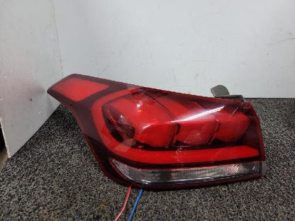2014 Hyundai Genesis DH Rear,Left TailLight 92402B1000