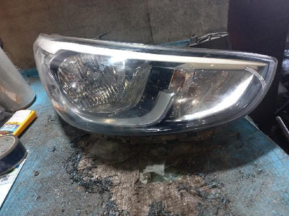 2016 Hyundai Accent RB Right Headlight