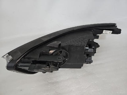 2017 KIA Stonic Right LED Headlight 92102 H8