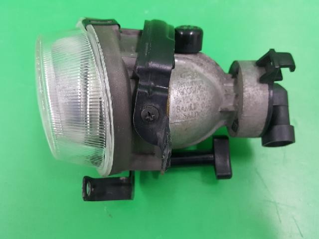 2005 KIA Optima Regal Left Fog Light 922013C000