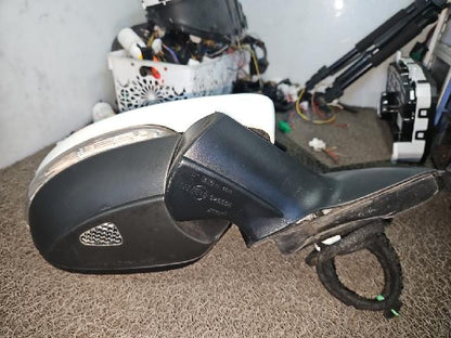 2011 Volkswagen Jetta Right White Side Mirror