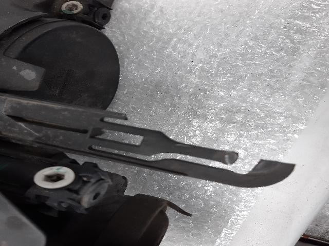 2011 Renault Fluence SM3 Left Headlight 260600047R