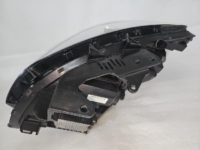 2018 KIA K900 The K9 Right LED Headlight 92102 J6100