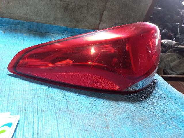 2015 KIA Rondo All New Rear,Left TailLight