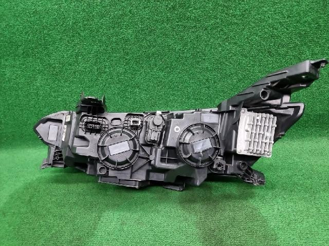 2017 Renault Talisman SM6 Right Headlight 260105427R