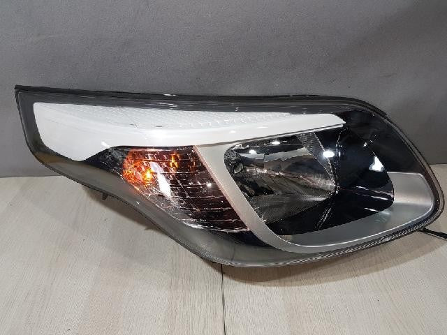 2016 KIA Ray Right Halogen Headlight 92102A3000