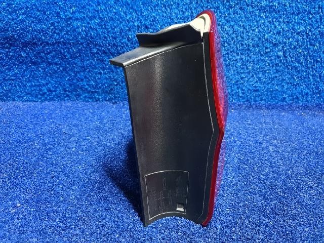 2011 BMW 320d Rear,Right TailLight 7289426