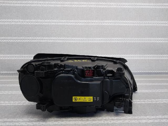 2010 Volvo S80 Left Xenon Headlight 30796133