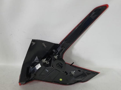 2021 KIA K8 Rear,Left LED TailLight 92401 L8100