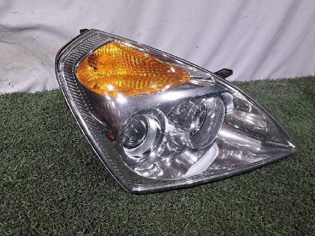 2010 KIA Cedona Grand Carnival Right Headlight 921024DXXX