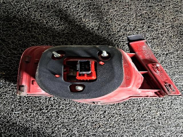 2010 Volkswagen NEW PASSAT Rear,Right TailLight ZSB3C5945096H