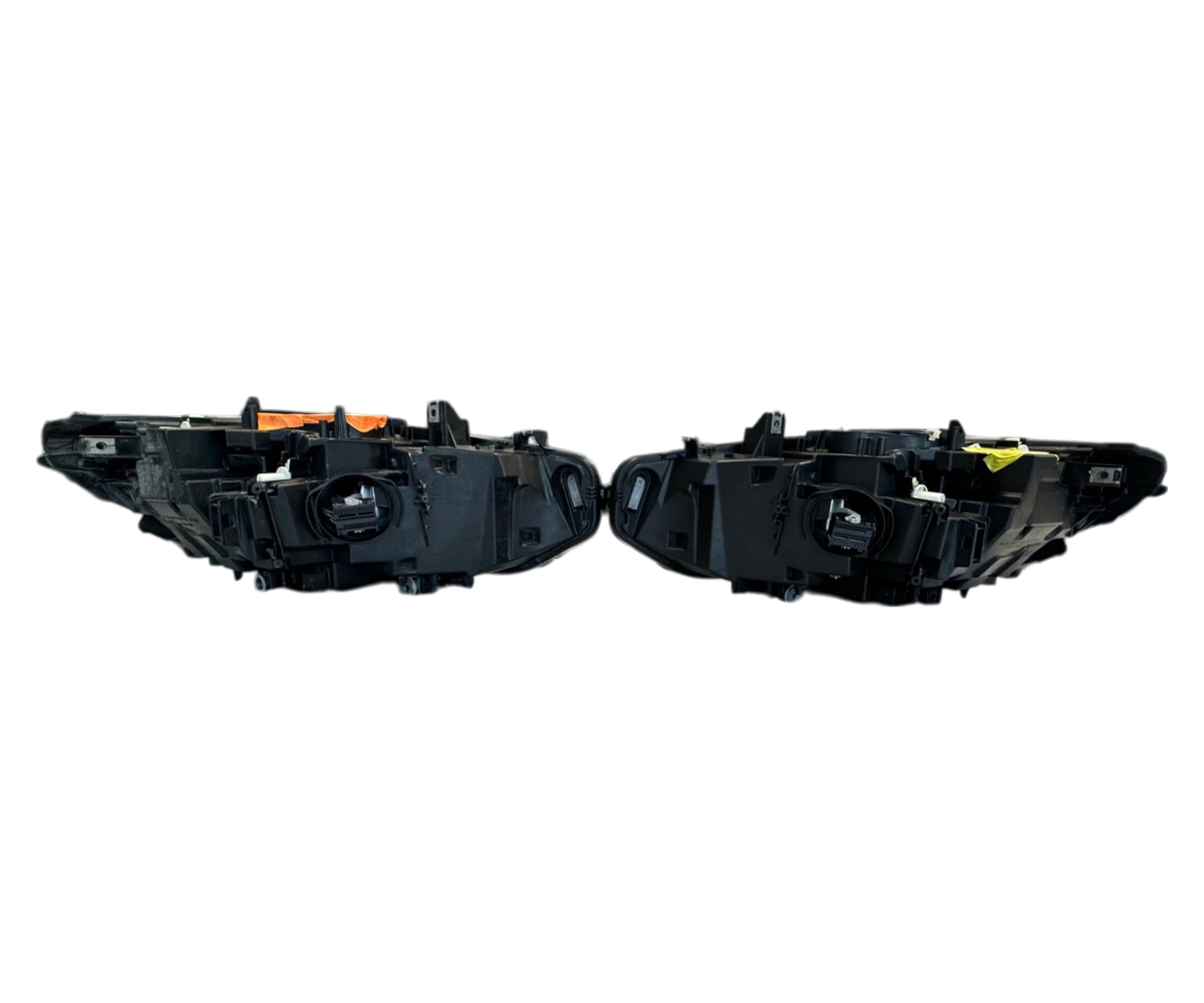 BMW 4 Series F32,F33,F36,F80,F82,F83 LCI Adaptive LED Headlight 7478157 7478158