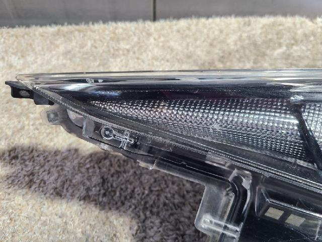 2017 Toyota Prius 4th Left Headlight
