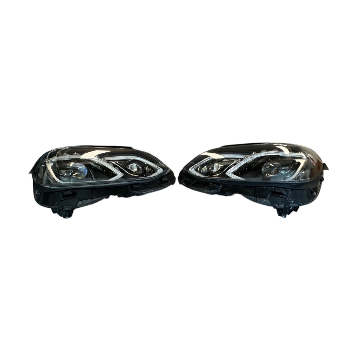 Mercedes-Benz E-Class W212 FL LED Intelligent Light A2128202339 A2128202439