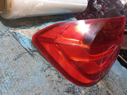 2014 BMW 320d Rear,Left TailLight