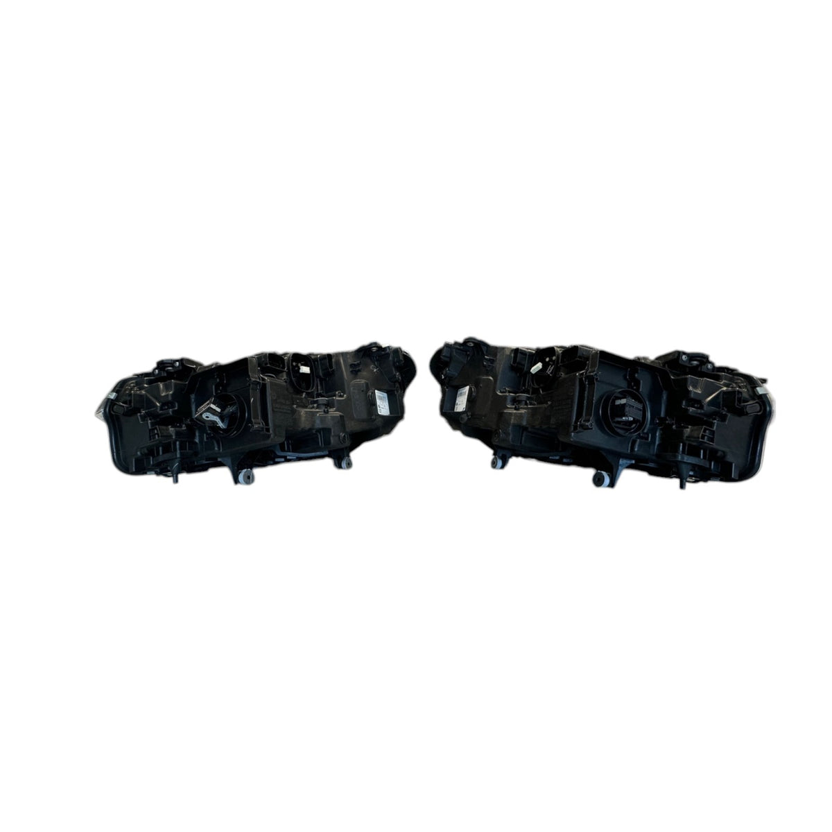 BMW iX3 G08,G01,F97,G02,F98 ICON Adaptive LED Headlight PAIR 7466119 7466120