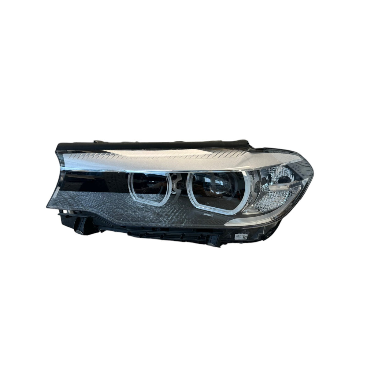 BMW 5 Series G30,G31 LED Headlight LEFT USED GENUINE 7214951